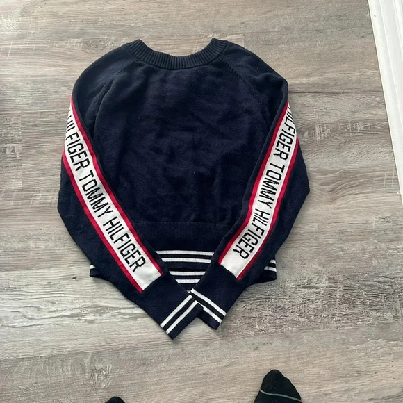 Women’s Navy Blue Tommy Hilfiger Fitted Sweater Size XS - Picture 2 of 3